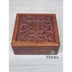 BOX CARVED  6X6"