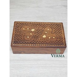 Inlaid Jali box two hearts...