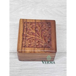 Carved square box 3”x3”