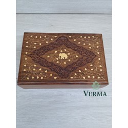 LARGE CARVED INLAID BOX...