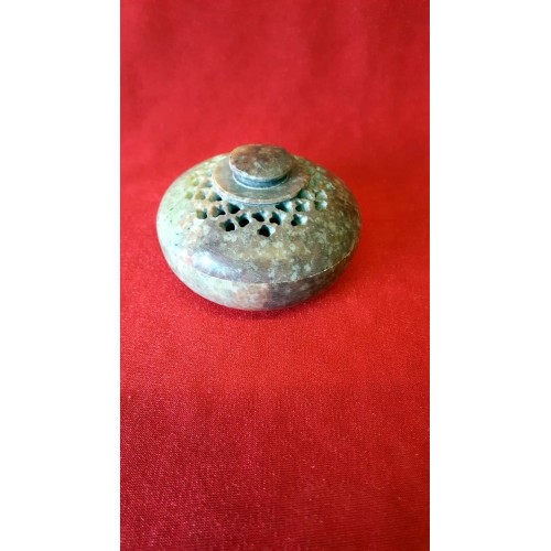 POT POURI BOX WITH INCENCE HOLDER 3"