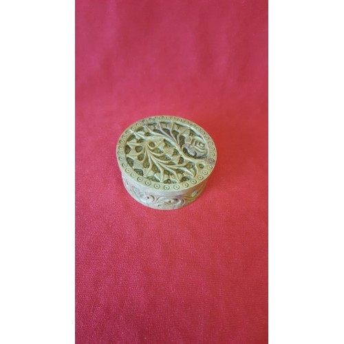 ROUND CARVED BOX      2X3